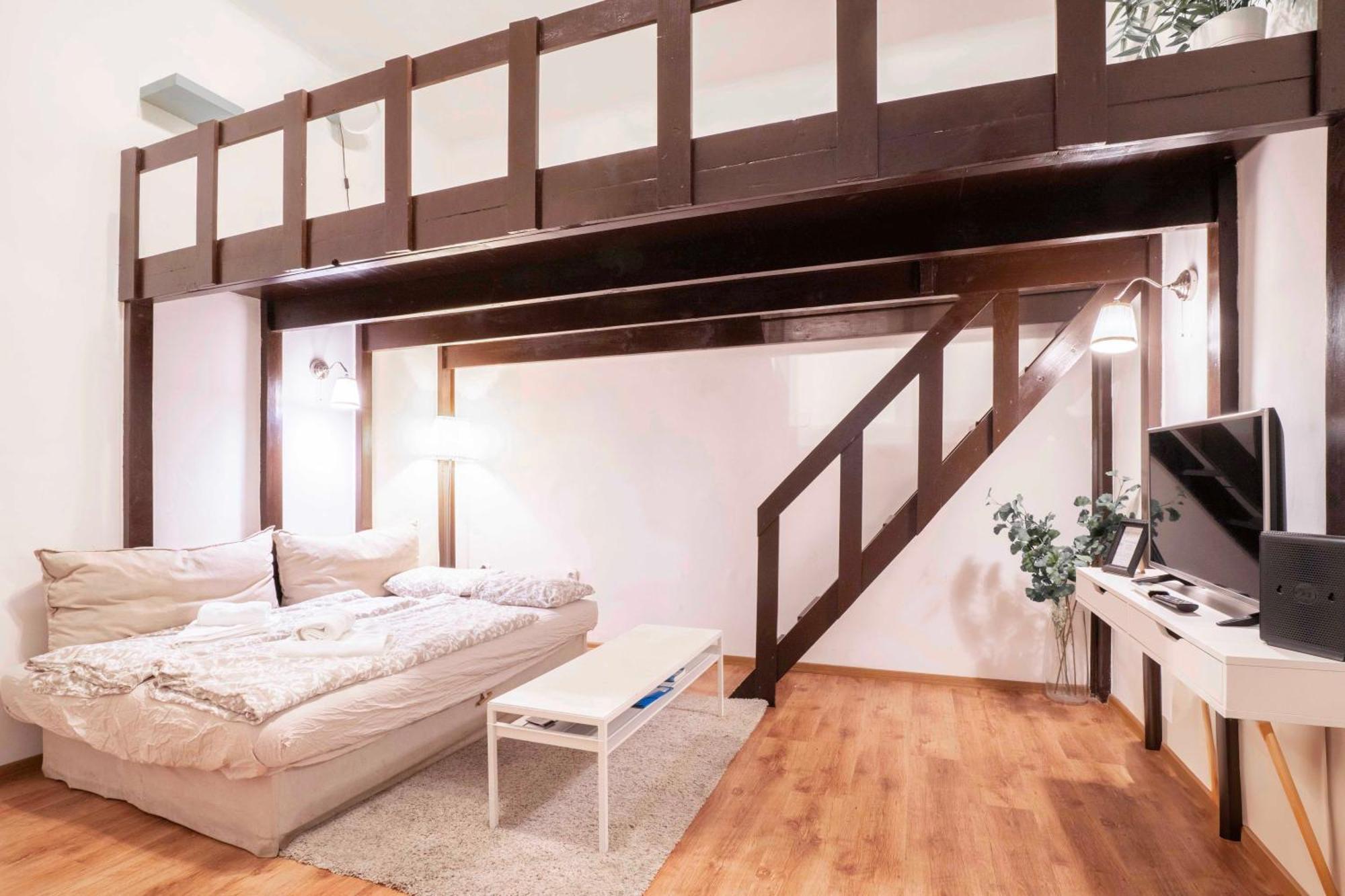 Quiet Cozy Apartment In Party Street E1 布达佩斯 外观 照片